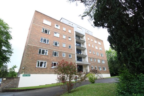 View Full Details for Redhill, Surrey, RH1